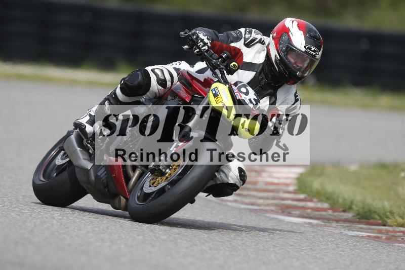 Archiv-2025/07 19.04.2025 Speer Racing ADR/Gruppe gelb/63